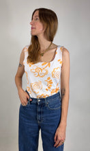 Laden Sie das Bild in den Galerie-Viewer, Vintage Tanktop Blumen