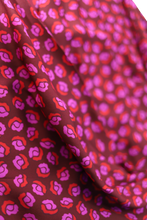 Laden Sie das Bild in den Galerie-Viewer, Diane von Fürstenberg Seiden-Blumen-Bluse