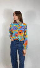 Laden Sie das Bild in den Galerie-Viewer, Vintage Blumenbluse farbig