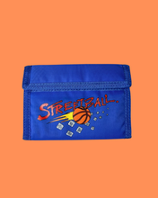Laden Sie das Bild in den Galerie-Viewer, Vintage Streetball Portemonnaie