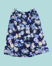 Laden Sie das Bild in den Galerie-Viewer, Vintage Blumenrock blau
