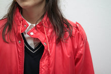 Laden Sie das Bild in den Galerie-Viewer, Rote 80s Bomberjacke (Vintage)