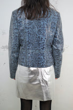 Laden Sie das Bild in den Galerie-Viewer, ♥︎ Blaue Schlangenmuster Lederjacke