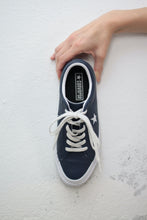 Laden Sie das Bild in den Galerie-Viewer, ♥︎ Converse Leder Sneakers