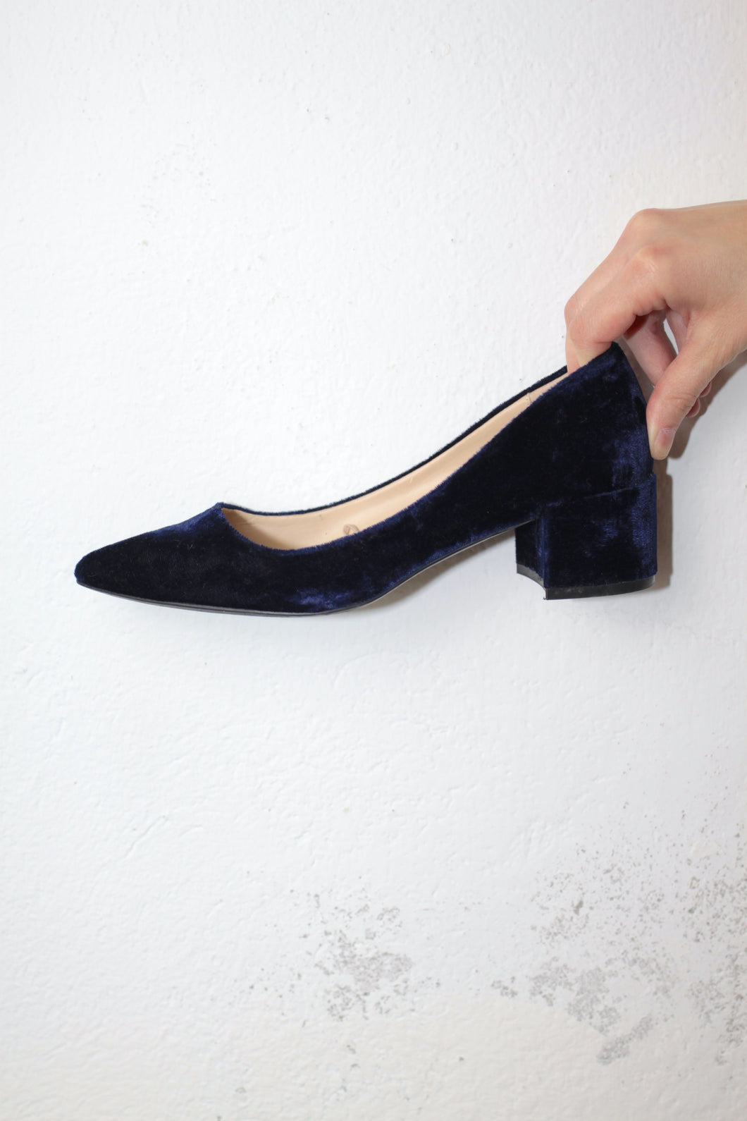 ♥︎ Blaue Samt Kittenheels