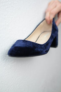 ♥︎ Blaue Samt Kittenheels