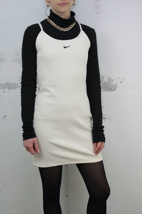 ♥︎ Nike Sportkleid