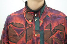 Laden Sie das Bild in den Galerie-Viewer, Gemusterte Bluse (Vintage)