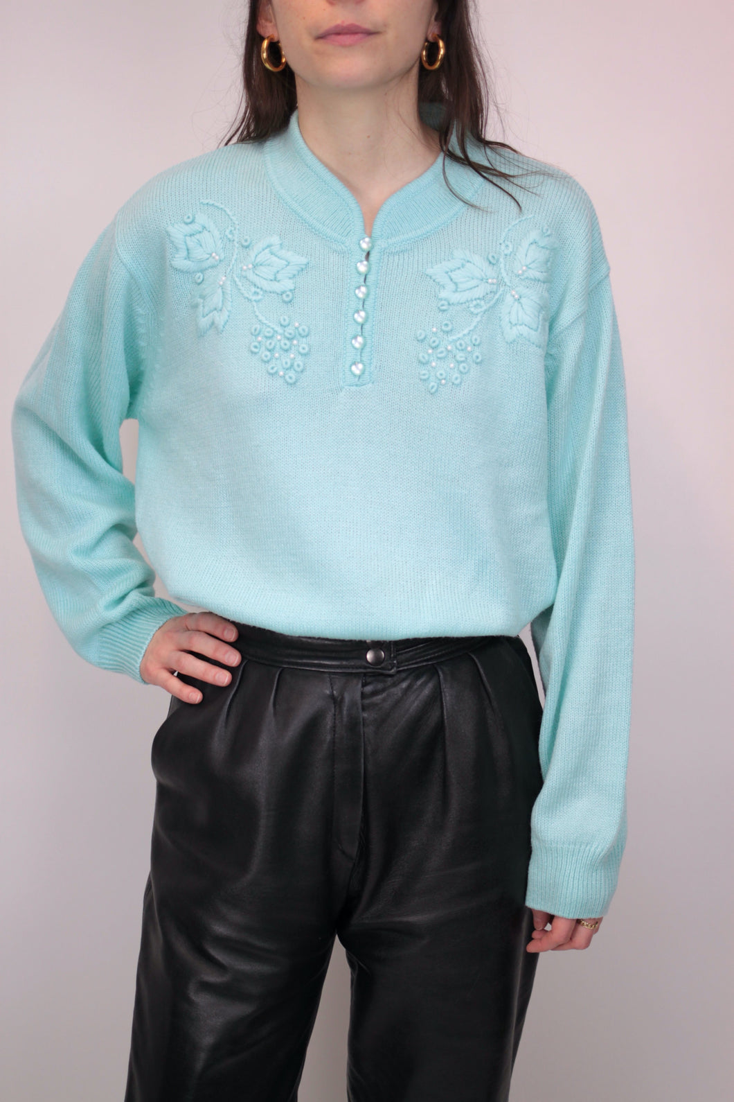 Türkis Pullover mit Perlen-Stickerein (Vintage)