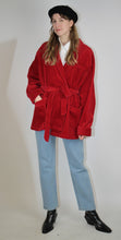 Laden Sie das Bild in den Galerie-Viewer, Rote Manchesterjacke (Vintage)