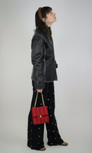 Laden Sie das Bild in den Galerie-Viewer, Stofftasche mit Goldkette (Vintage)