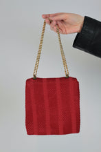 Laden Sie das Bild in den Galerie-Viewer, Stofftasche mit Goldkette (Vintage)