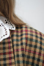 Laden Sie das Bild in den Galerie-Viewer, Karierter Blazer (Vintage)