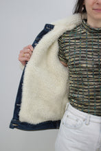 Laden Sie das Bild in den Galerie-Viewer, Gefütterte Jeansjacke