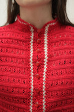 Laden Sie das Bild in den Galerie-Viewer, Rotes Stricktop (Vintage)