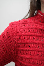 Laden Sie das Bild in den Galerie-Viewer, Rotes Stricktop (Vintage)