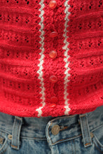 Laden Sie das Bild in den Galerie-Viewer, Rotes Stricktop (Vintage)