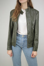 Laden Sie das Bild in den Galerie-Viewer, Khaki Y2k Kunslederjacke (Vintage)