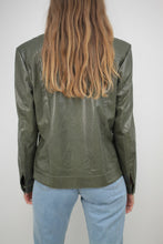 Laden Sie das Bild in den Galerie-Viewer, Khaki Y2k Kunslederjacke (Vintage)
