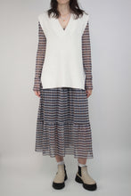 Laden Sie das Bild in den Galerie-Viewer, Baum und Pferdegarten Maxikleid