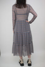Laden Sie das Bild in den Galerie-Viewer, Baum und Pferdegarten Maxikleid