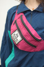 Laden Sie das Bild in den Galerie-Viewer, 90s Bauchtasche (Vintage)