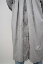 Laden Sie das Bild in den Galerie-Viewer, Grauer Kapuzen-Trenchcoat (Vintage)