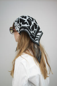 Animal Print Foulard