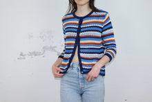Laden Sie das Bild in den Galerie-Viewer, 🙂 Blau gestreifter Cardigan
