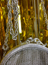 Laden Sie das Bild in den Galerie-Viewer, Mini Silbertasche (Vintage)