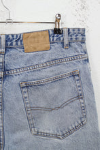 Laden Sie das Bild in den Galerie-Viewer, 🙂 Denimshorts (Vintage)