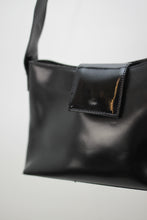 Laden Sie das Bild in den Galerie-Viewer, Baguette Bag (Vintage)