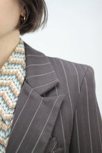Laden Sie das Bild in den Galerie-Viewer, Y2k gestreifter Blazer