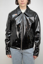 Laden Sie das Bild in den Galerie-Viewer, EYTYSxH&amp;M Lackjacke
