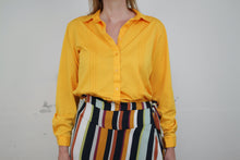 Laden Sie das Bild in den Galerie-Viewer, Bluse senfgelb (Vintage)