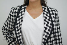 Laden Sie das Bild in den Galerie-Viewer, Tweed-Blazer (Vintage)