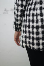 Laden Sie das Bild in den Galerie-Viewer, Tweed-Blazer (Vintage)