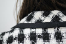 Laden Sie das Bild in den Galerie-Viewer, Tweed-Blazer (Vintage)
