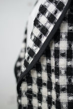 Laden Sie das Bild in den Galerie-Viewer, Tweed-Blazer (Vintage)
