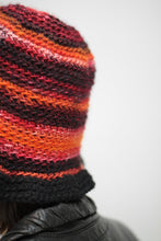 Laden Sie das Bild in den Galerie-Viewer, Crochet Bucket Hat