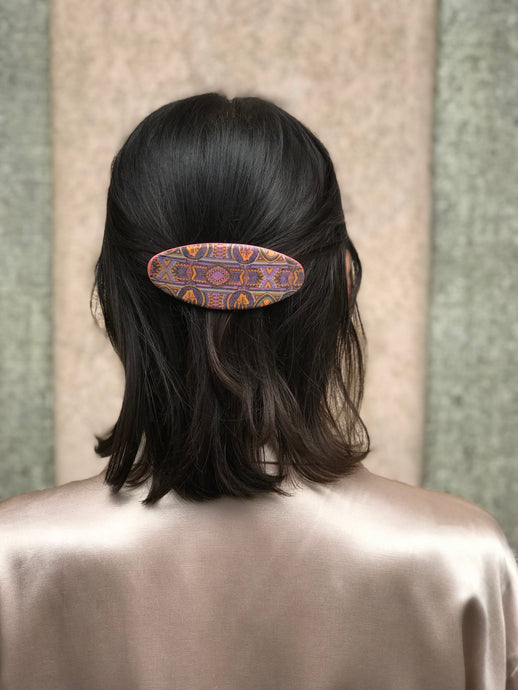Haarspange gemustert