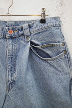 Laden Sie das Bild in den Galerie-Viewer, Jeans Shorts (Vintage)